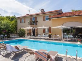 博爾戈杜伊諾別墅酒店，杜伊諾的飯店