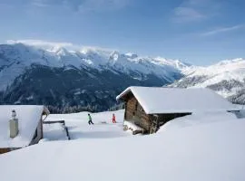 Apartment in Kaltenbach near Ski Lift