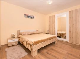 Old SALONA โรงแรมในโซลิน