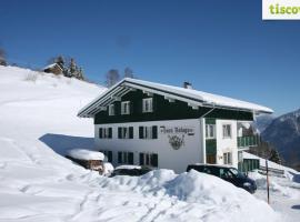 Haus Valuga, hotel in Bürserberg