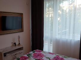 Apartments Sweet Home 4: Sunny Beach'te bir Oda ve Kahvaltı