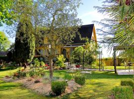 Au Jardin de Lisa, hotel u gradu Cherreau