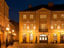 Kamienica Szefferów 1848 r., hotel in Piotrków Trybunalski