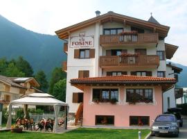Hotel Villa Fosine, hôtel à Pinzolo