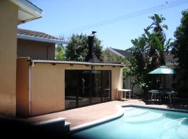 50 on Theal, homestay in Parow
