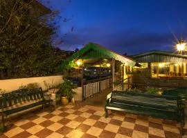Pine Borough Inn