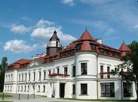 Pałac Wiejce, hotel 