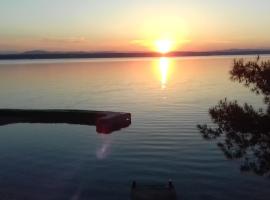 Apartments Ori, hotel a Tkon