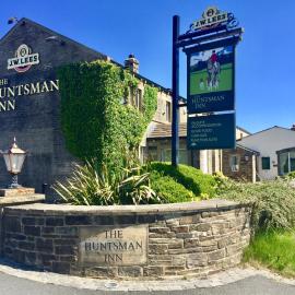 The Huntsman Inn, hotel din Holmfirth