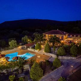 Mazourka, hotell i Stavros
