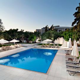 Ourania Apartments Hotel, Hotel in Gouves