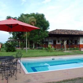 Finca La Camelia, hotel u gradu 'Calarca'