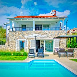 Salt & Sand Villa with a view
