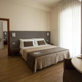Hotel Miramare، فندق في غابيتّشي ماري