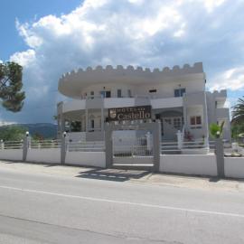 Castello، فندق في يميناريا
