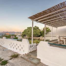 Mandrakia Bliss House