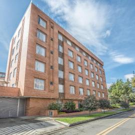 Hotel Plaza Suites