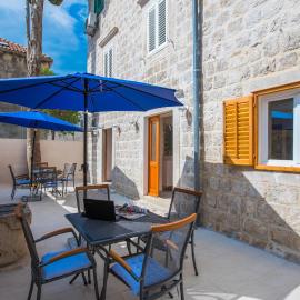 Luxury Apartments Luka & Marko, hotel in Cavtat