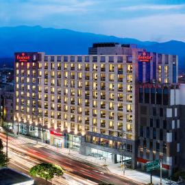Ramada by Wyndham Jeju City Hall, hotel i Jeju