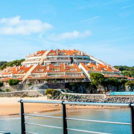 Playa De Arnadal Isla, hotel in Isla