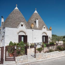 Grandi Trulli Bed & Breakfast, hotell Alberobellos