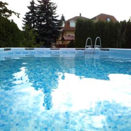 Anikó Apartmanház, Hotel in Balatonföldvár