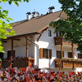 Residence Sporting, hotel a Brunico