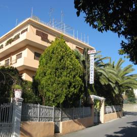 Albergo La Marinella, hotel i Varazze