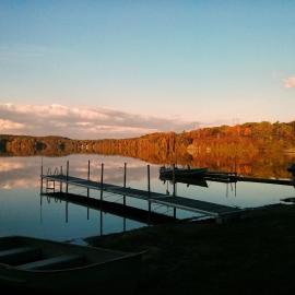 Marble Lake Lodge, hotel di Cloyne