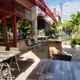 Hotel Café de la Gare, hotel u gradu 'Sainte-Foy-la-Grande'