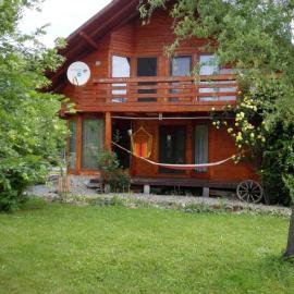 The Wooden House, Hotel in Moldoveneşti