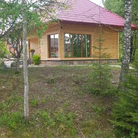 Bellas namiņš, Hotel in Cēsis