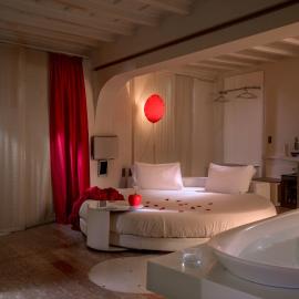 SuiteSistina for Brave Lovers โรงแรมในโรม