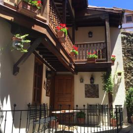 Hostería La Antigua, hotel Potesben