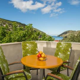 Dubravka apartmani, hotel in Mokošica