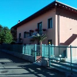 Villa Ormeni – hotel w mieście Cardano al Campo
