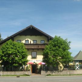 Gasthaus Eggerberg、ノイマルクト・アム・ヴァラーゼーのホテル