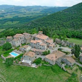 Borgo Cerbaiola Farmhouse Tuscany, Hotel in Montecastelli Pisano