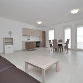 Vecchia Fabbrica Apartments، فندق في Castrignano deʼ Greci