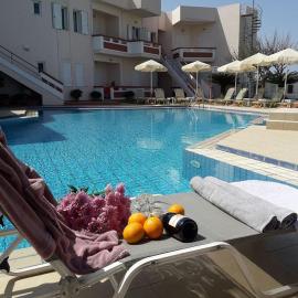 Jechrina, hotel v destinaci Kato Daratso