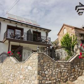 Apartments St Dimitrij، فندق في أوخريد