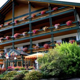 Hotel Brandl, hotel din San Candido