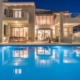 Akemi Luxury Villa