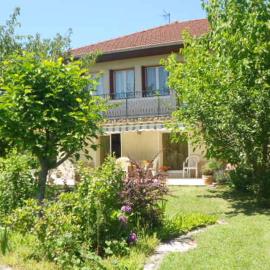 Chez Colombine, hotel u gradu Chaponost