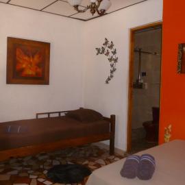 Hostel Wunderbar, hotel u gradu Puerto Lindo