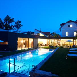 Hotel Landhaus Moserhof, hótel í Gumpoldskirchen