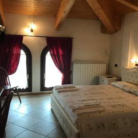 Locanda La Posta Nöa - B&B, hotel em Vezza dʼOglio