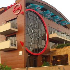 Family Hotel - Restaurant Ring, hotel a Montana