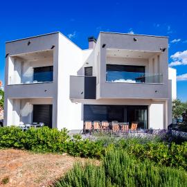 Boutique Villa Nirvana, hotel in Pag