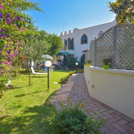 Villa al Porto, hotel in Ischia Town